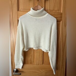 H&M Cropped Cream Turtleneck Sweater